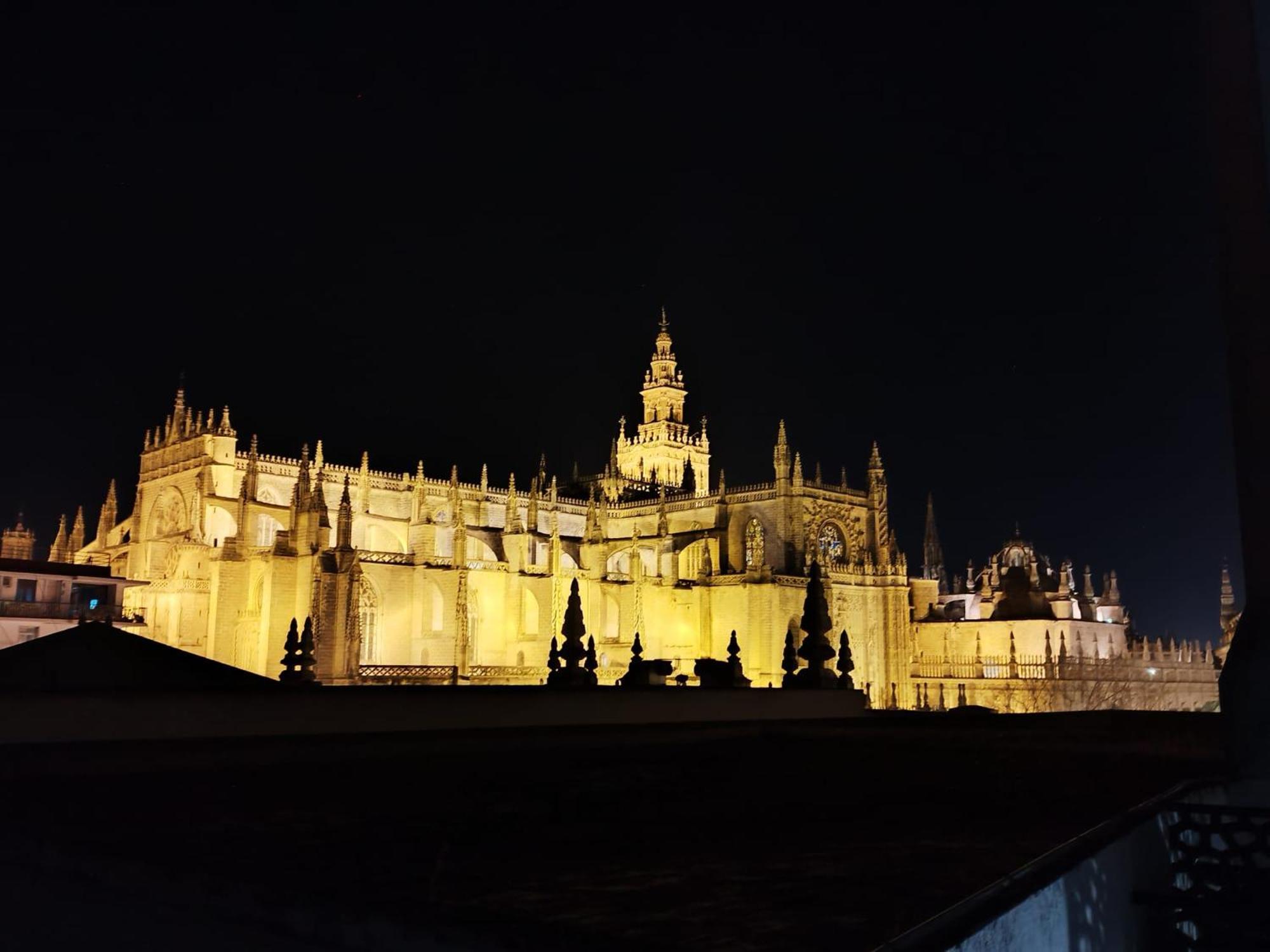 Suite Apartament Cathedral Севілья Екстер'єр фото